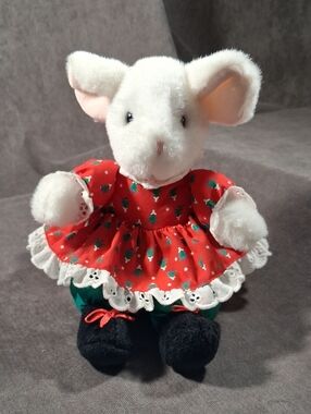 Vintage Gund "Chrismas Tinytales" 8877 White Mouse in Christmas Outfit VG 6.5"
